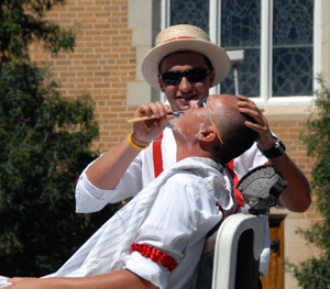 Whether you're looking to shave a few dollars off or to be pampered, this is the page for you. / Close Shave! (c) 2007 Ted Grellner