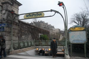 A Vacation Plan should include riding the subway / Paris Metro (c) 2006 Ted Grellner